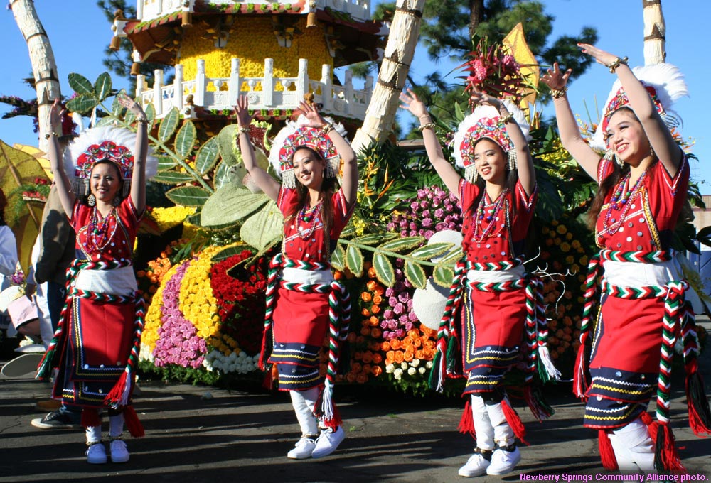 China Airlines Rose Parade Float 2013